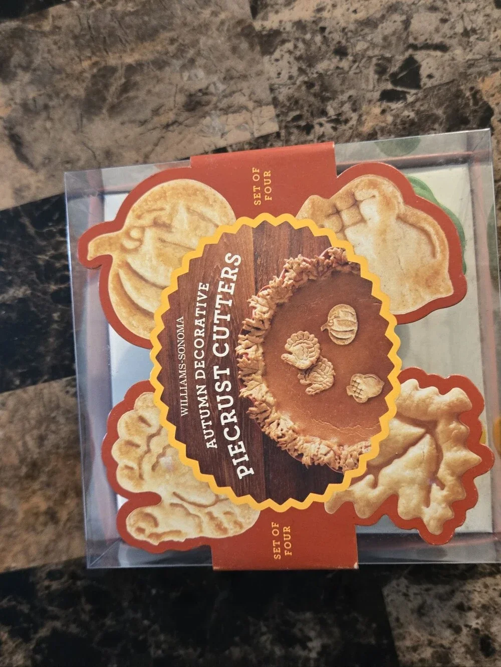 Williams Sonoma Orange Autumn Cakelet Set